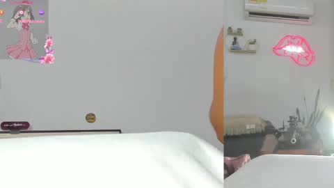 Snapshot of lana__kane_ chatting on 05-13-26, 09:06 Lana online show from 05-13-26, 09:06