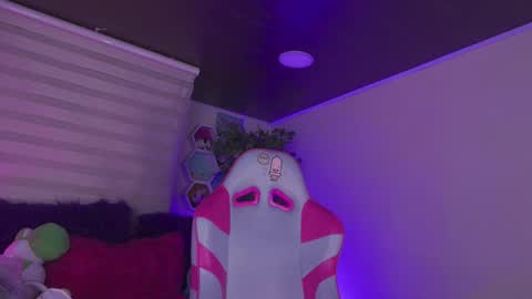 Lana online show from 03-17-26, 12:26