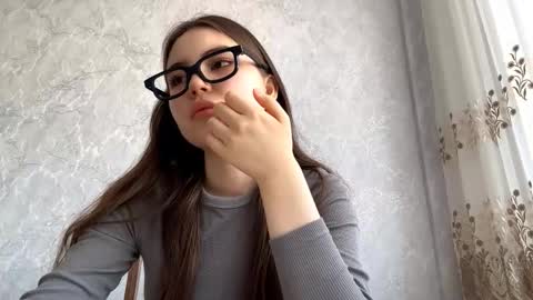 Alice online show from 03-21-26, 04:39