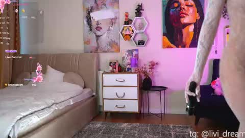 Snapshot of lanisun chatting on 03-11-26, 04:18 Jane online show from 03-11-26, 04:18