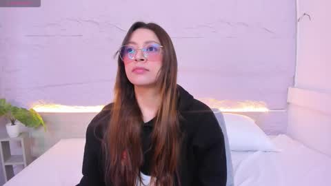 Lanna online show from 01-15-26, 11:48