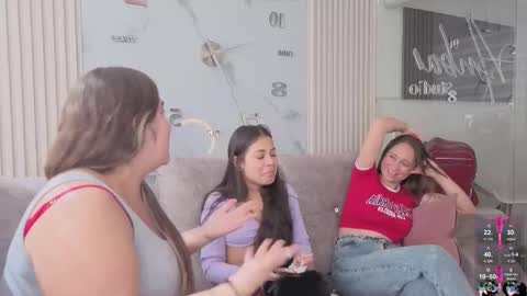 lanna_as online show from 11-07-25, 02:39