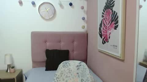 Lanna online show from 11-19-25, 01:00