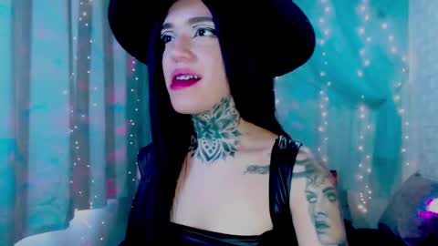 Snapshot of lannie_gonzales chatting on 03-07-26, 03:20 LANNIE online show from 03-07-26, 03:20