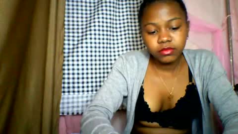 lara_belle online show from 06-23-26, 05:33