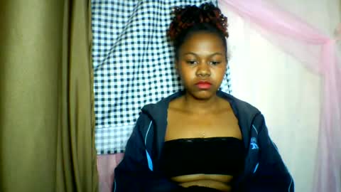 lara_belle online show from 07-01-26, 05:20