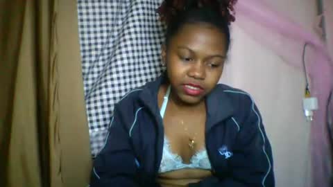 lara_belle online show from 07-01-26, 05:23