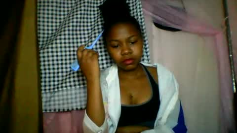 lara_belle online show from 07-15-26, 11:54