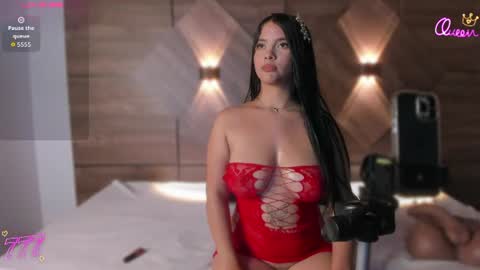 Lara Petit online show from 07-12-26, 11:29