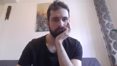 Snapshot of laraaan chatting on 01-09-26, 11:02 laraaan online show from 01-09-26, 11:02