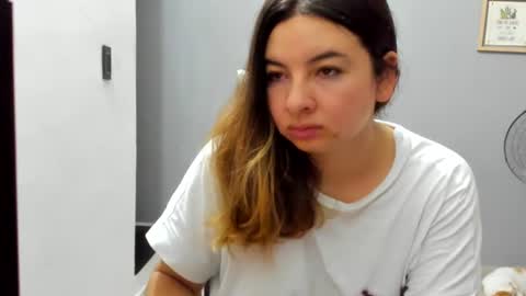 Lara online show from 07-07-26, 09:24
