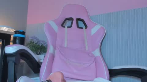 Snapshot of laraebony_ chatting on 06-07-26, 11:25 laraebony_ online show from 06-07-26, 11:25