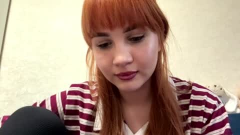 Lily online show from 04-09-26, 08:09