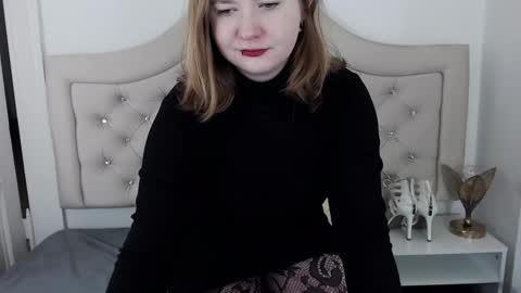 LaraFlirt online show from 12-30-24, 10:34