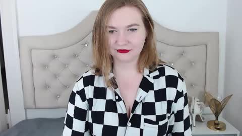 LaraFlirt online show from 01-06-25, 05:06