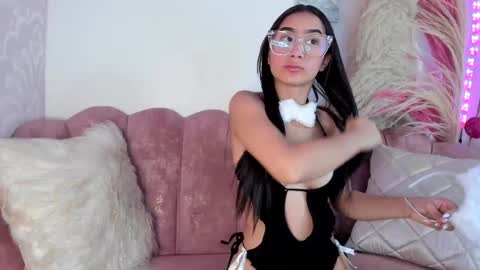 Lara online show from 06-06-26, 11:59