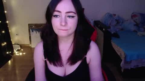 Laralianna online show from 01-12-26, 06:07