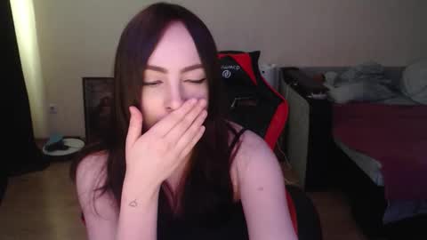 Laralianna online show from 03-18-26, 09:56