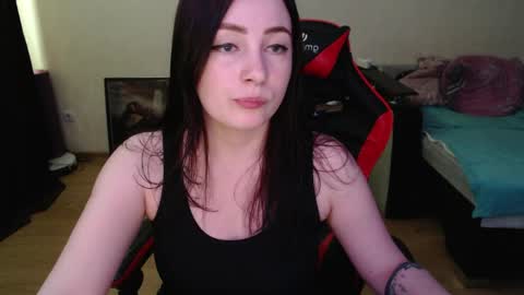 Laralianna online show from 04-17-26, 10:29