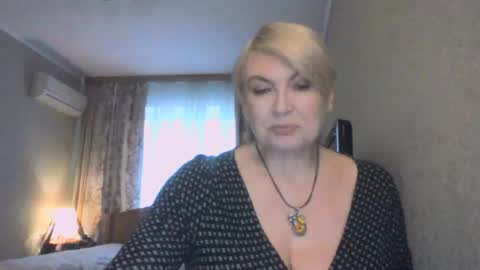 laramrs online show from 04-15-26, 04:36