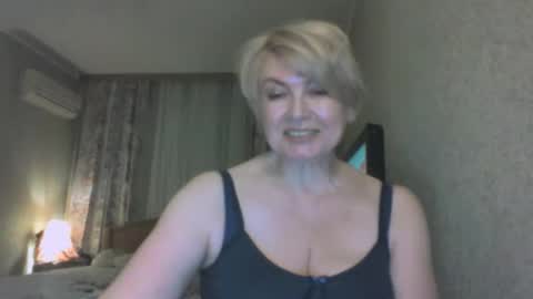 Snapshot of laramrs chatting on 04-18-26, 07:07 laramrs online show from 04-18-26, 07:07