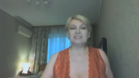 Snapshot of laramrs chatting on 04-24-26, 05:59 laramrs online show from 04-24-26, 05:59