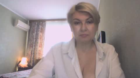 Snapshot of laramrs chatting on 04-26-26, 12:58 laramrs online show from 04-26-26, 12:58