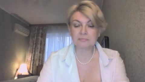 Snapshot of laramrs chatting on 04-27-26, 05:44 laramrs online show from 04-27-26, 05:44