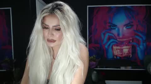 laras_moans online show from 11-14-25, 08:57