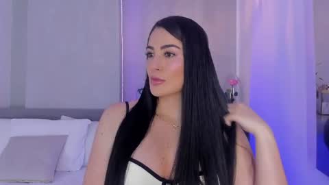 Laura online show from 06-15-26, 09:50