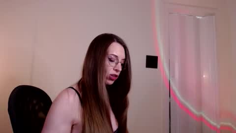 larawintersxxx online show from 05-30-26, 08:50