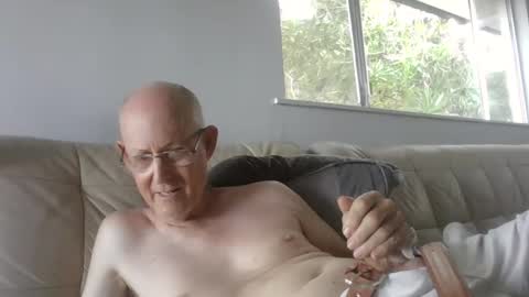 largerthan-   say hi on entry online show from 03-16-26, 02:39