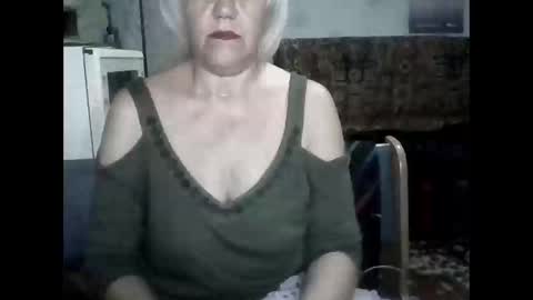 larisaq4ugo24 online show from 06-05-26, 07:30