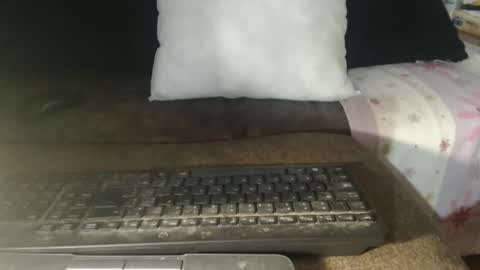 Snapshot of lariss__ chatting on 04-19-26, 05:23 Lariss online show from 04-19-26, 05:23