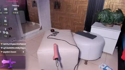      online show from 05-25-26, 08:37