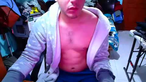 Larry online show from 08-02-26, 07:07