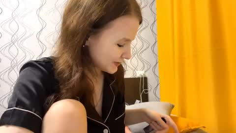 Mila online show from 05-31-26, 05:53