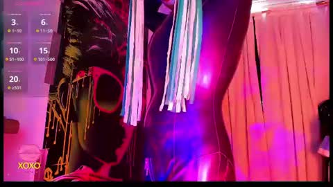 Snapshot of latex_rose_daniels chatting on 06-25-26, 03:49 ROSE online show from 06-25-26, 03:49