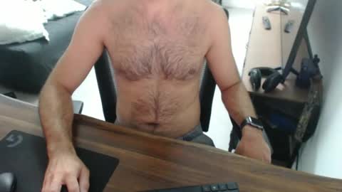 Snapshot of latexdave84 chatting on 05-13-26, 01:25 latexdave84 online show from 05-13-26, 01:25
