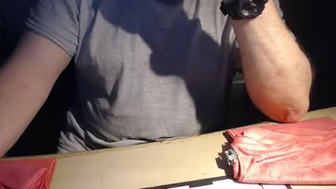 Snapshot of latexloverch71 chatting on 12-14-25, 03:39 Andreas Latexlover online show from 12-14-25, 03:39