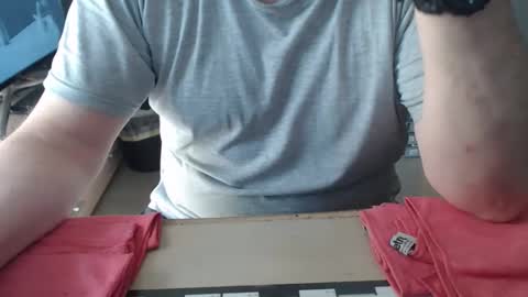 Snapshot of latexloverch71 chatting on 03-08-26, 11:03 Andreas Latexlover online show from 03-08-26, 11:03