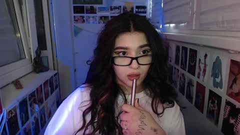 miiiiiiaaaa online show from 02-03-25, 09:30