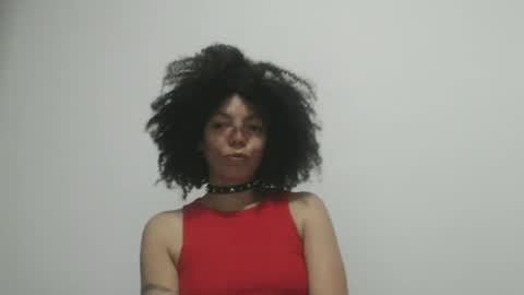 Latinacoka online show from 05-05-26, 01:24