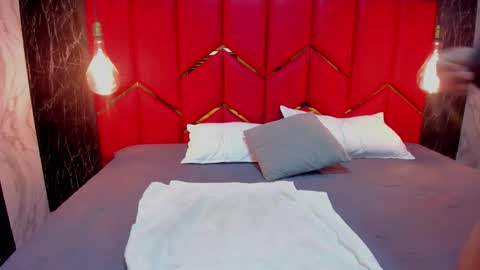 EMMA   online show from 02-12-26, 04:24