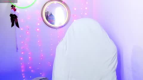 latinamav22 online show from 06-28-26, 07:53