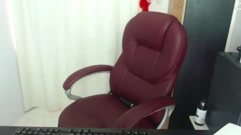 latinaprohibida online show from 06-04-26, 07:09