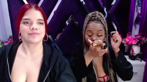 latinas_anales online show from 12-30-24, 07:32