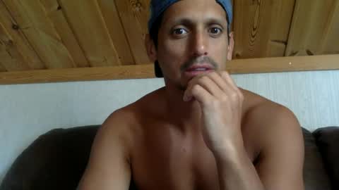 Snapshot of latinbrown_sugar chatting on 07-10-26, 10:40 Latinbrown sugar online show from 07-10-26, 10:40