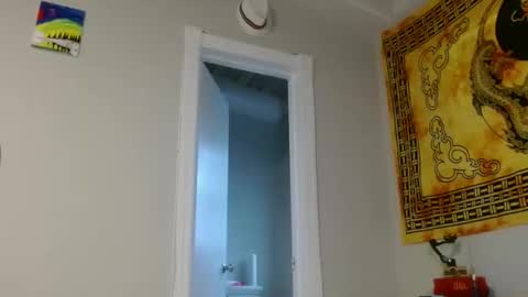 Snapshot of latinfyre chatting on 01-31-26, 07:11 Chris online show from 01-31-26, 07:11