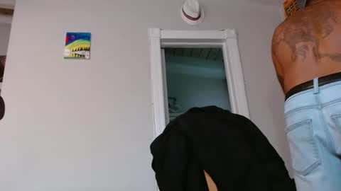 Snapshot of latinfyre chatting on 02-13-26, 05:31 Chris online show from 02-13-26, 05:31